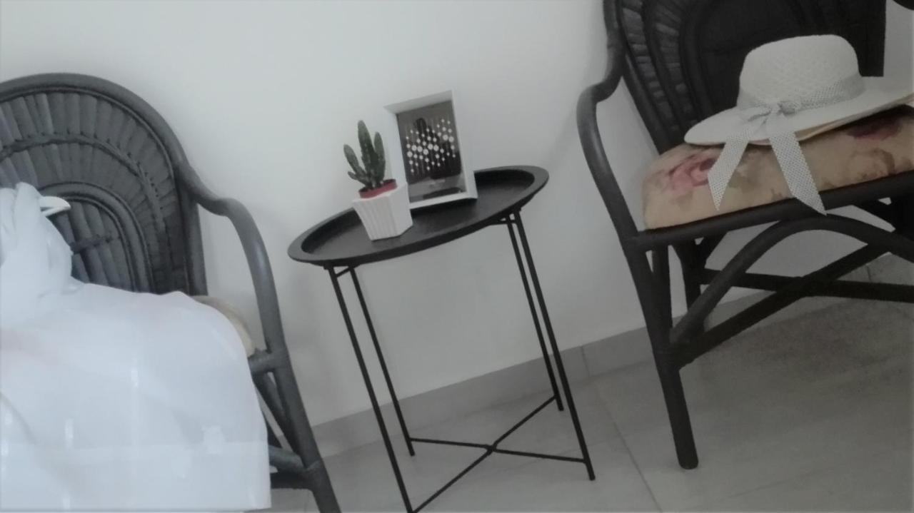 New Sea Escape Boutique Apt-Agii Aposto Li Beach La Canea Exterior foto