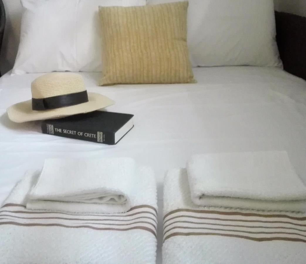 New Sea Escape Boutique Apt-Agii Aposto Li Beach La Canea Exterior foto