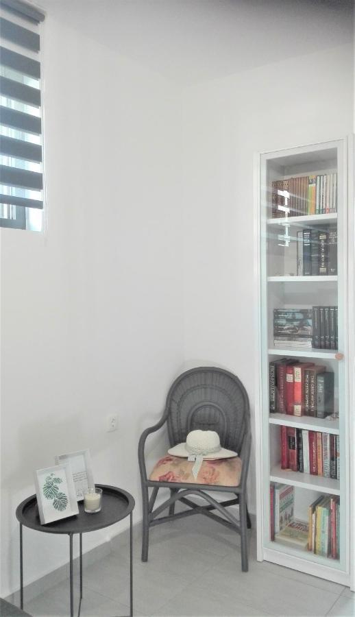 New Sea Escape Boutique Apt-Agii Aposto Li Beach La Canea Exterior foto