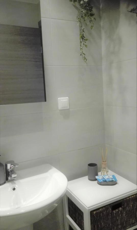 New Sea Escape Boutique Apt-Agii Aposto Li Beach La Canea Exterior foto